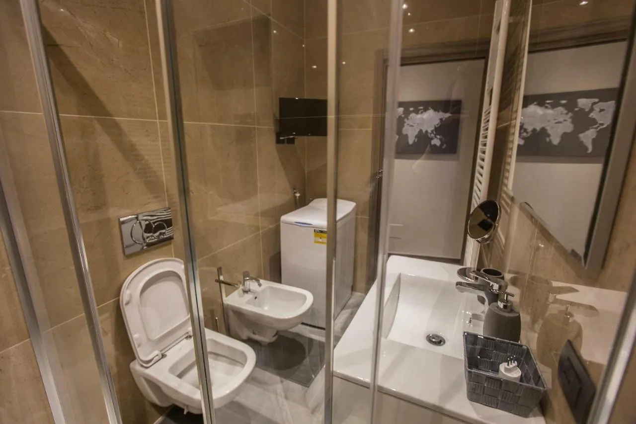Castle Apartment Near Duomo Milan