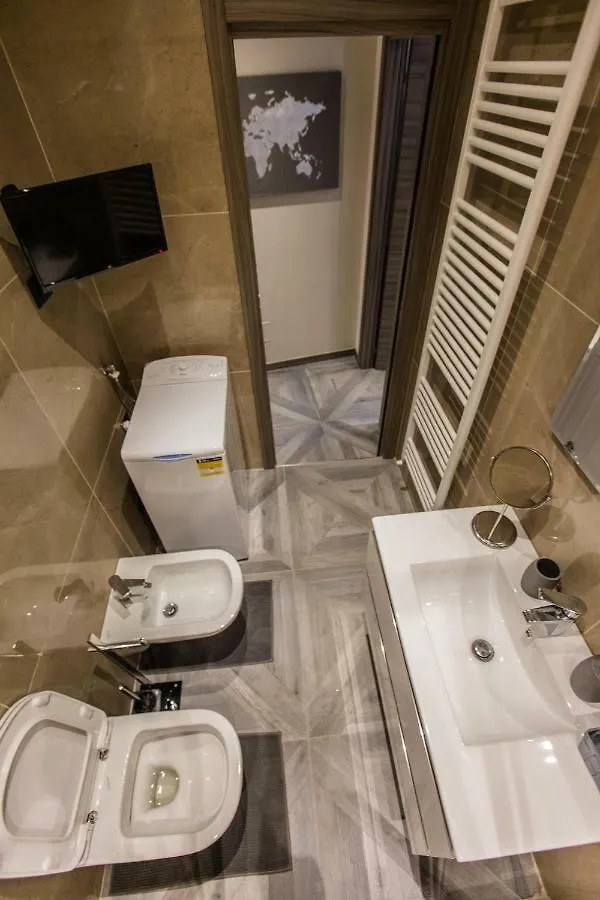 Castle Apartment Near Duomo Milan